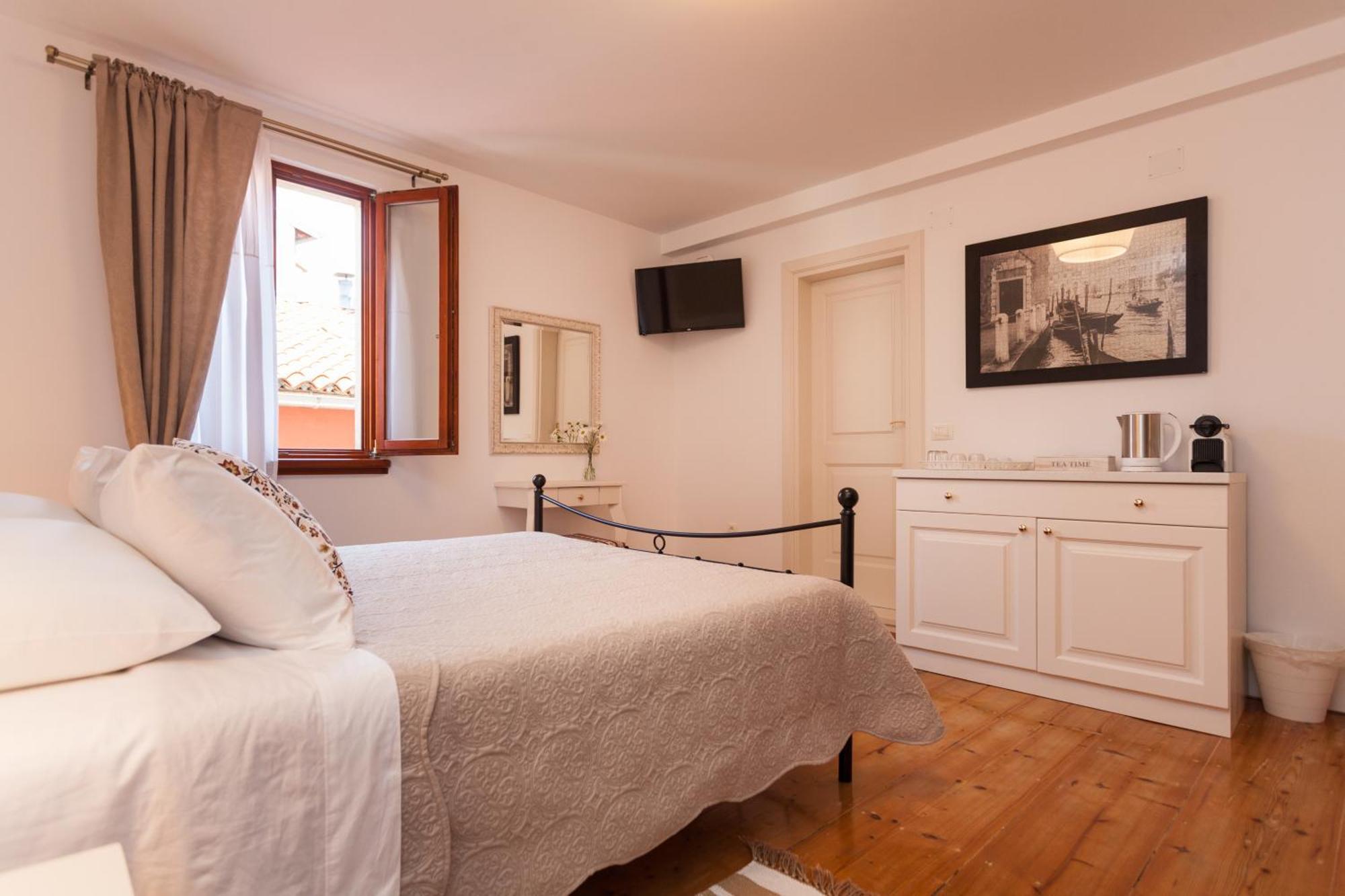 Guesthouse Casa Vittoria Rovinj Exterior photo