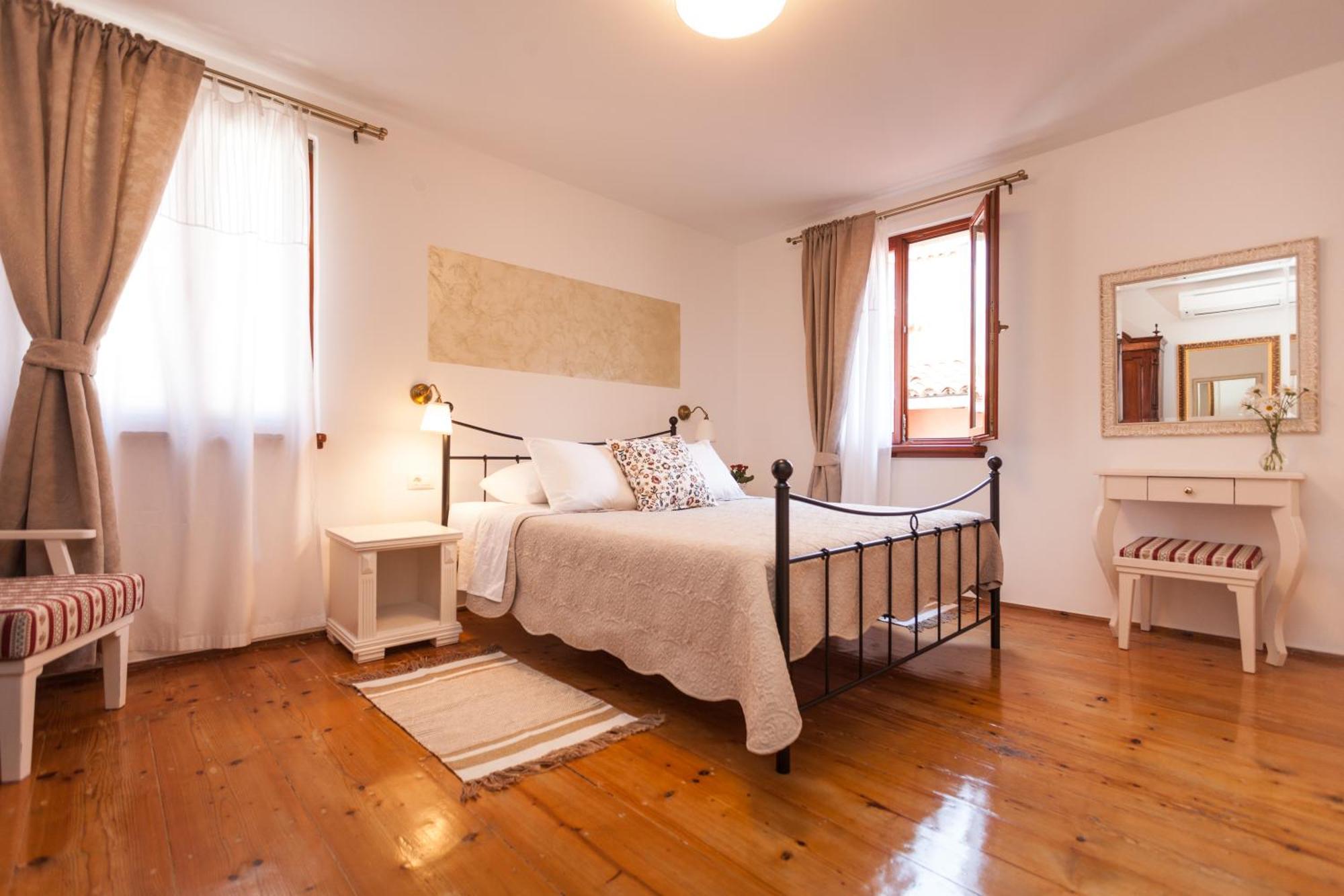 Guesthouse Casa Vittoria Rovinj Exterior photo